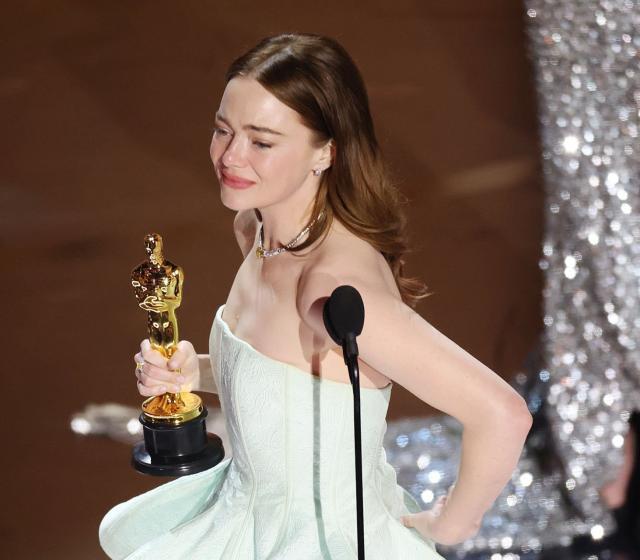 太阳蹭到了!石头姐再次奥斯卡封后 她是太阳铁粉